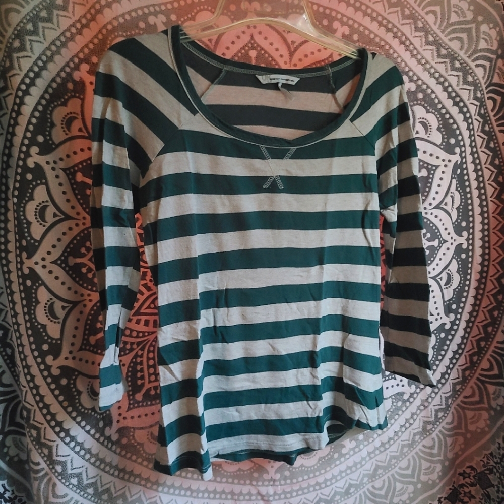 French Connection, 3/4 Sleeve Raglan Top, Slimming